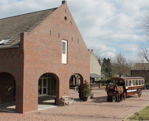 Hotel Herberg De Lindehoeve Grubbenvorst Exterior foto
